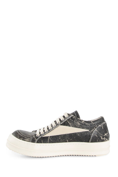 Concordians Vintage Sneaks