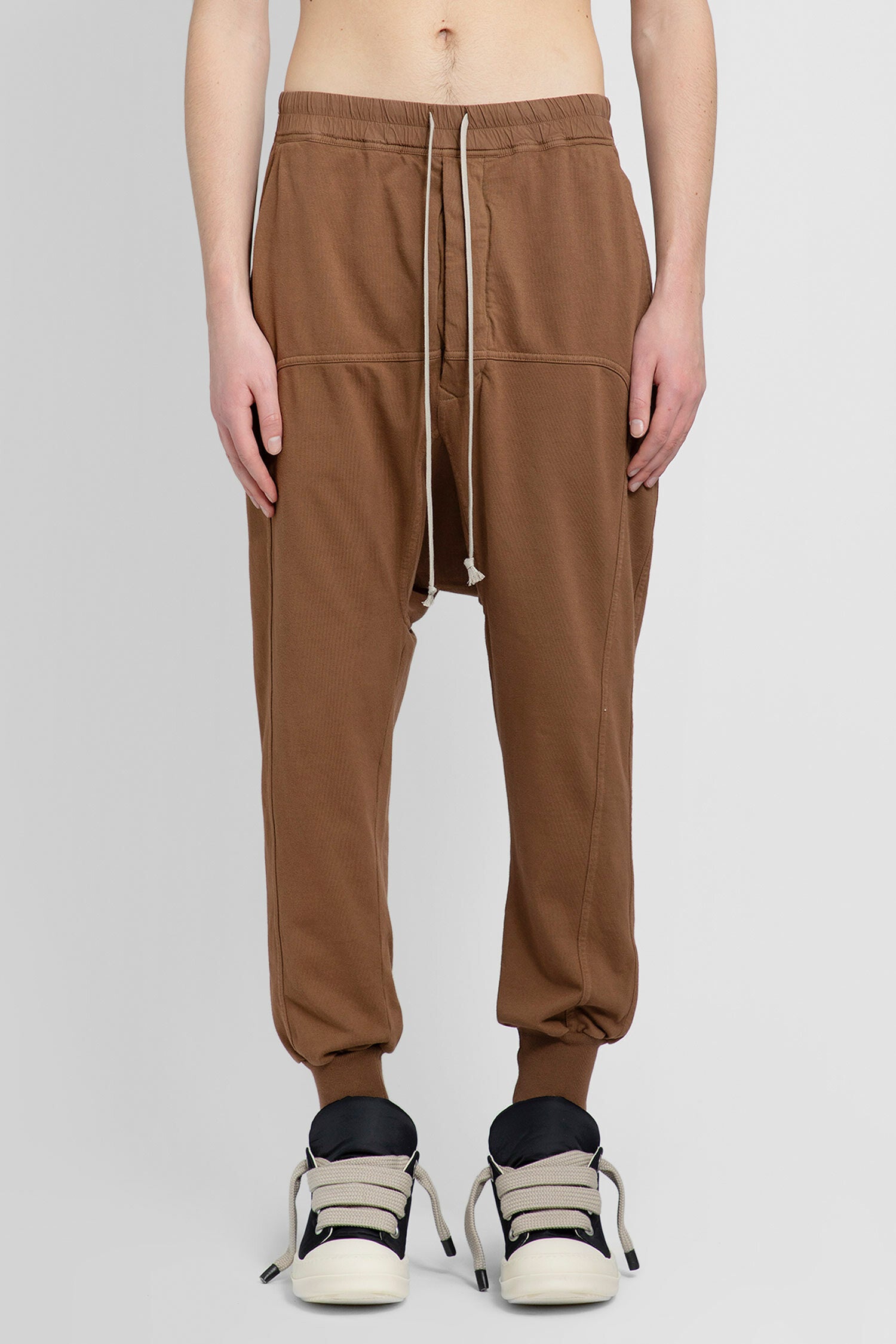 RICK OWENS MAN BROWN TROUSERS