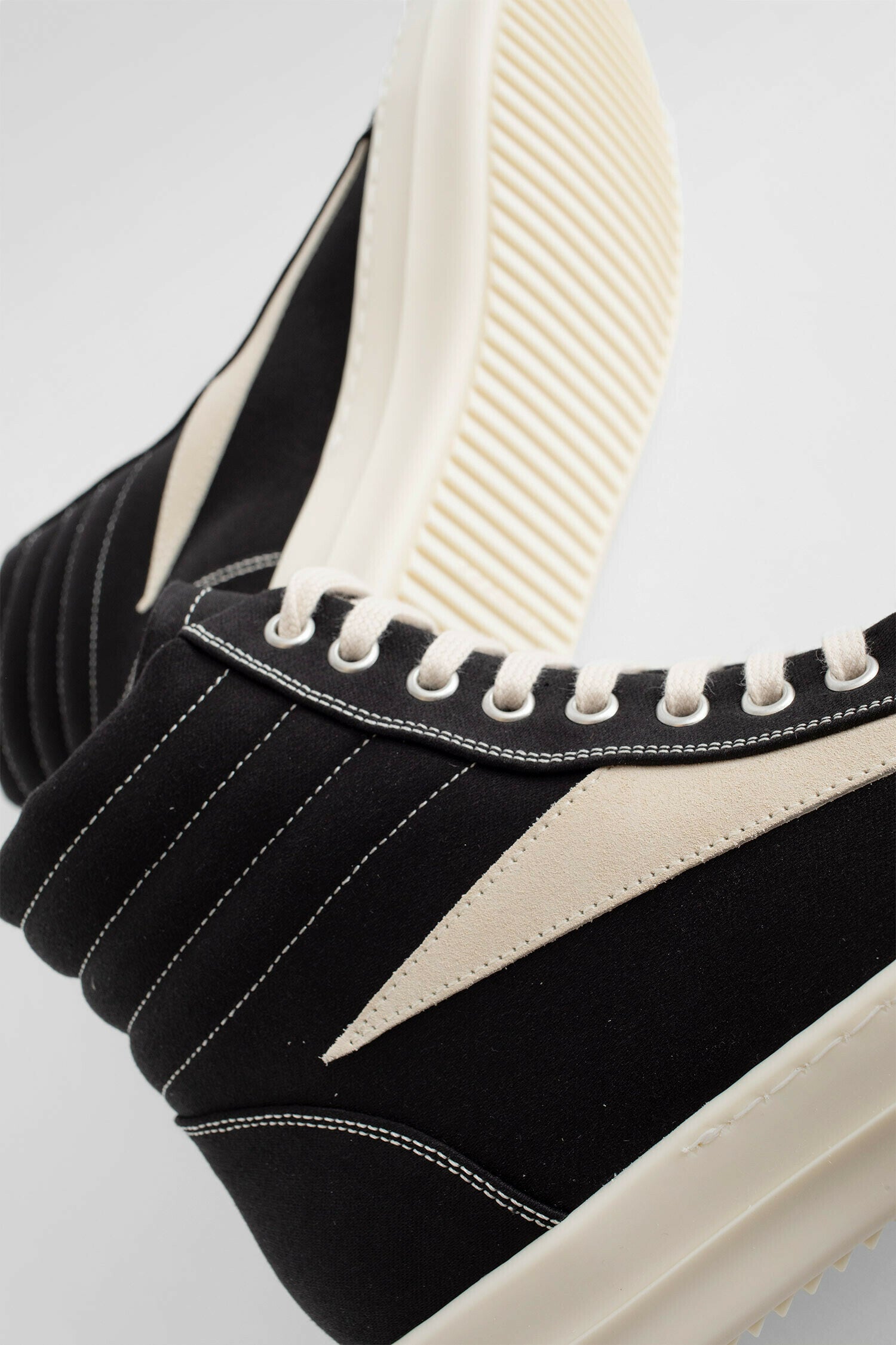 Rick owens 2025 black sneakers