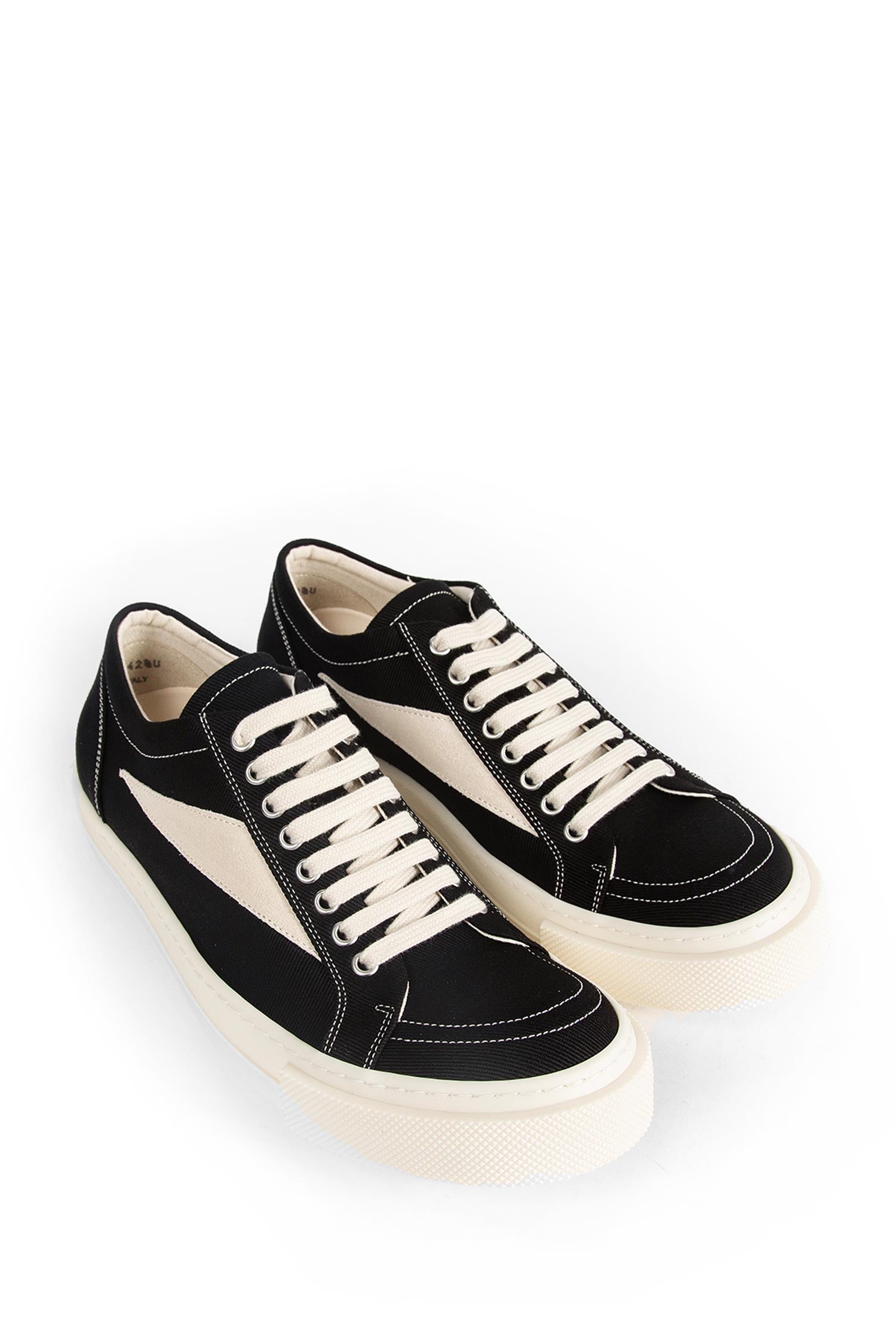 Temple Vintage Sneakers