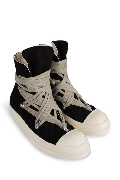 Temple Megalace Sneakers