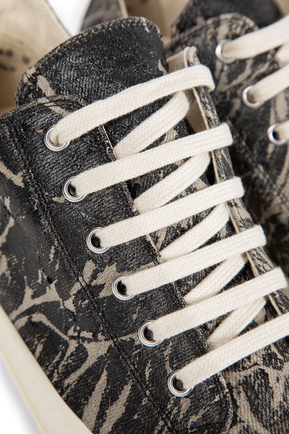 Concordians Low Sneaks