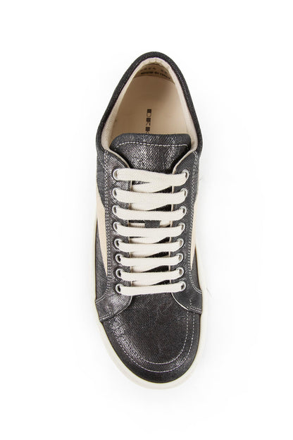 Concordian Vintage Sneaks