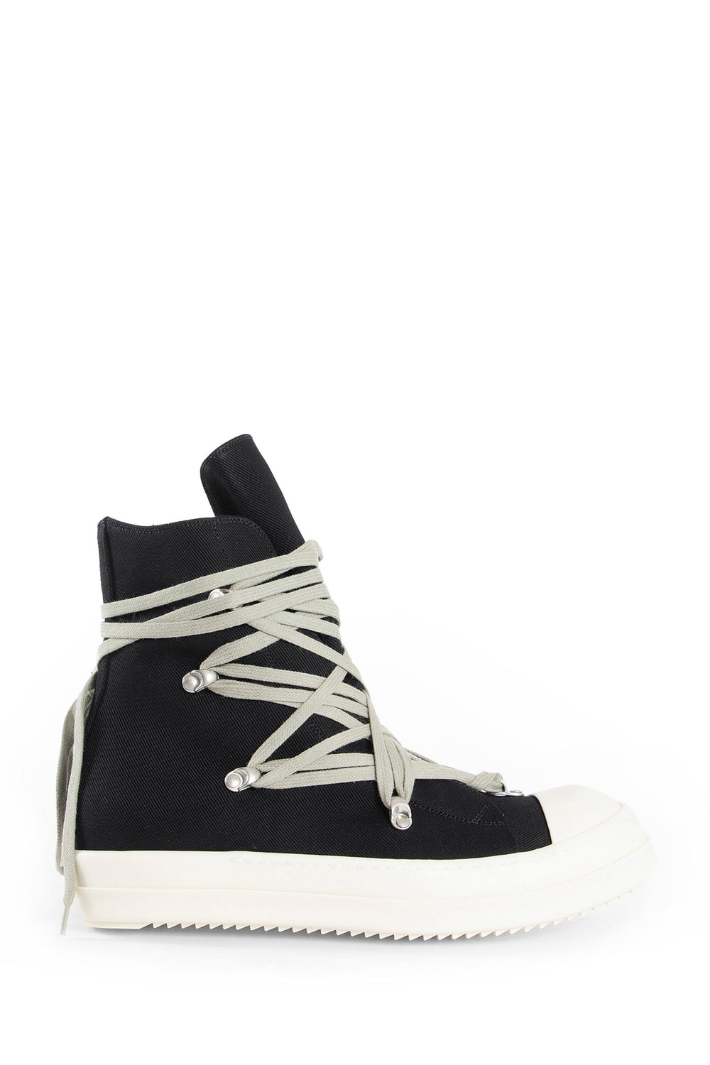 Concordians Megalace Sneaks