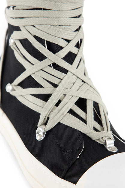 Concordians Megalace Sneaks