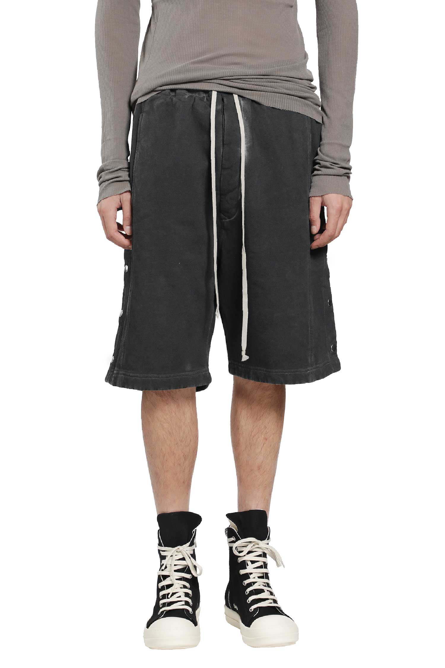 Tower Wide Pusher Shorts