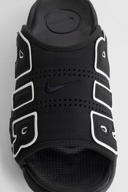 NIKE MAN BLACK SANDALS & SLIDES