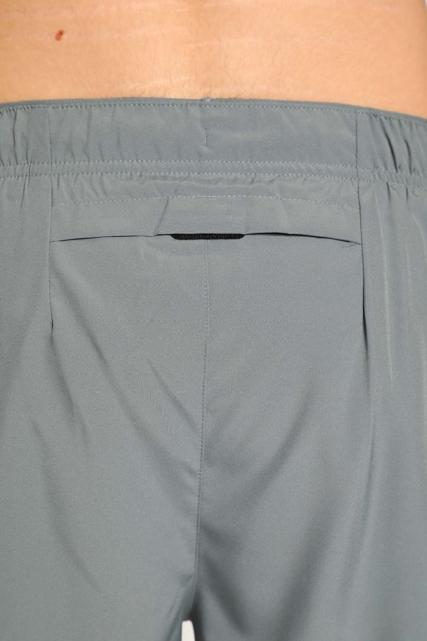 NIKE   SHORTS & SKIRTS