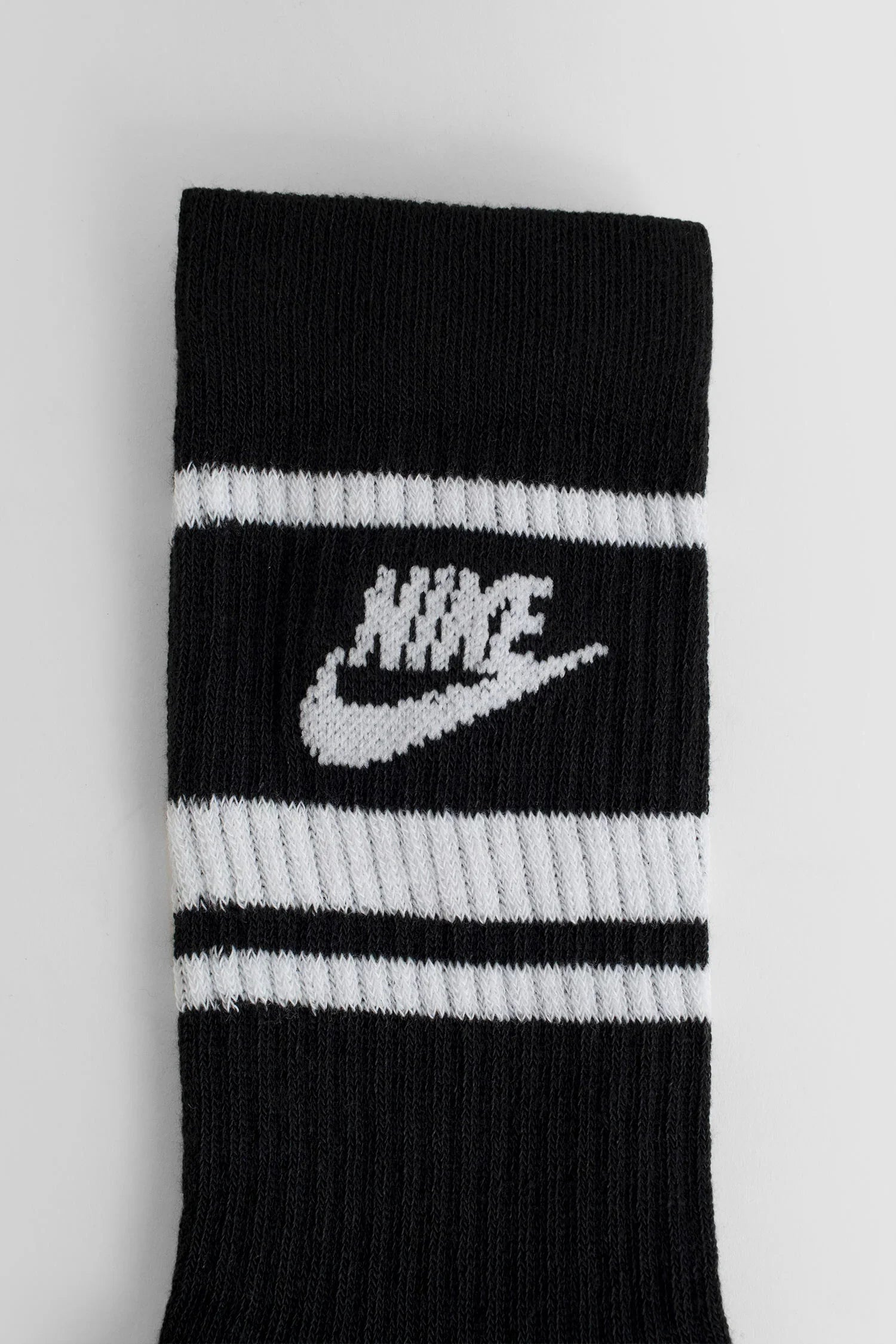 NIKE Sportswear Dri-Fit Everyday Essential unisex