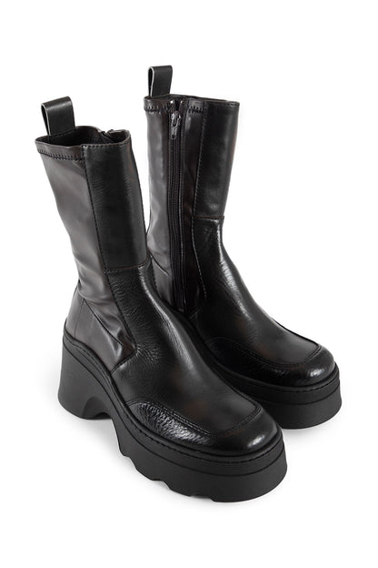 Deandra Boots