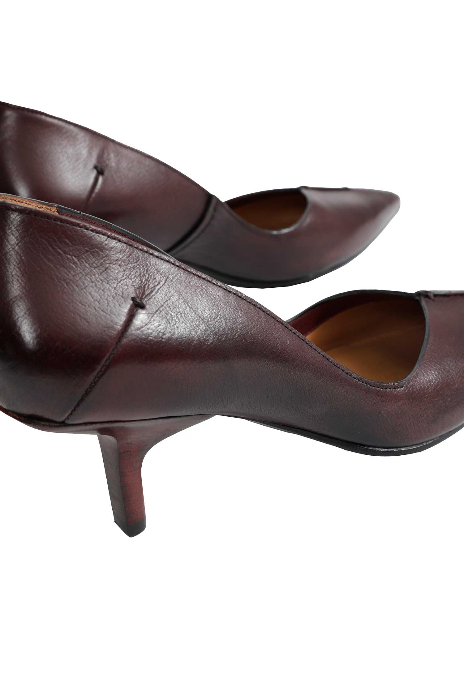 CAPASA Leather Pumps woman