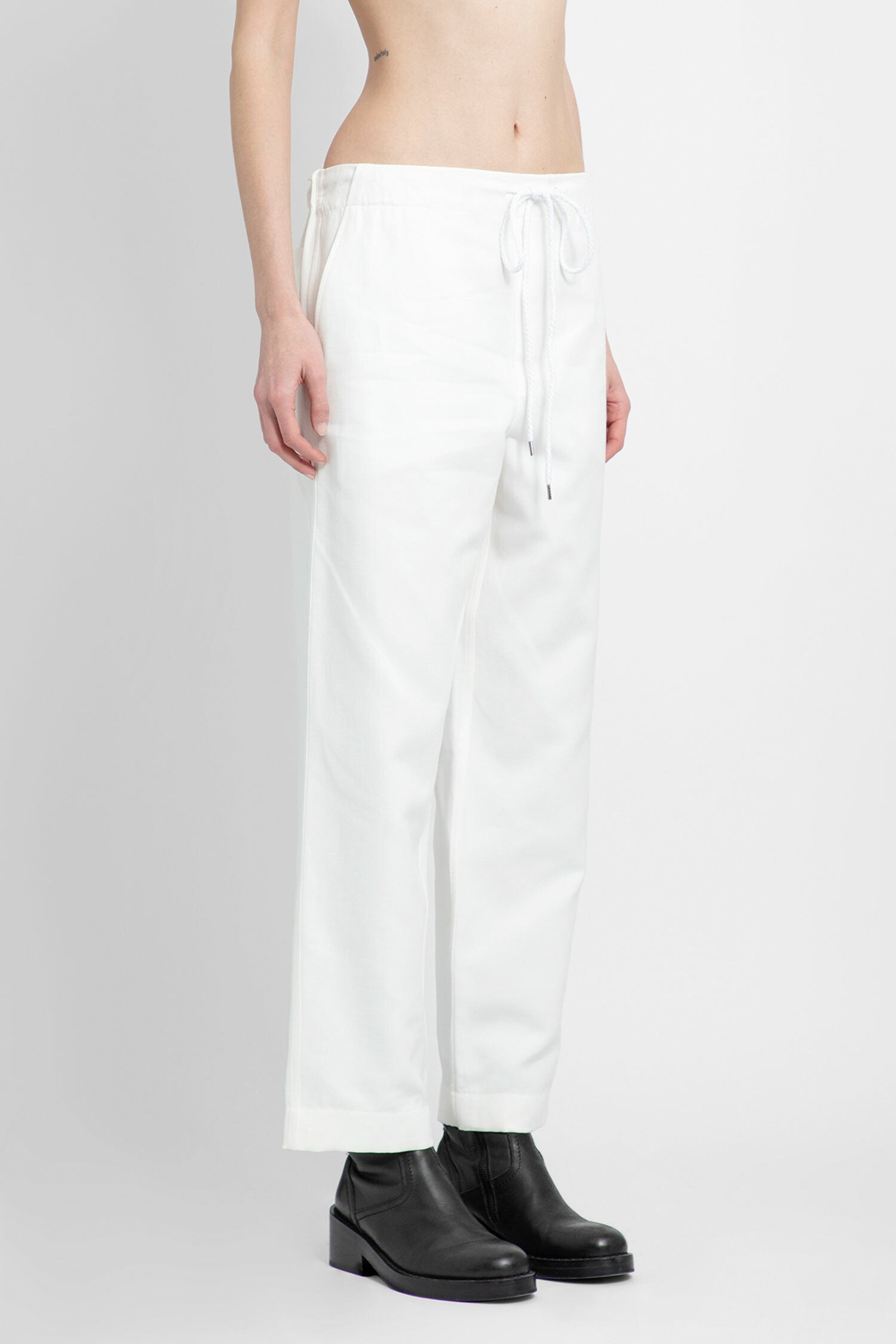 DESTIN WOMAN WHITE TROUSERS