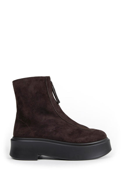 Zipped Boot in Suede