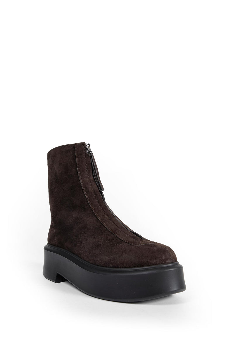Zipped Boot in Suede