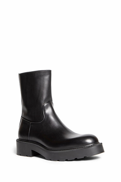 THE ROW WOMAN BLACK BOOTS