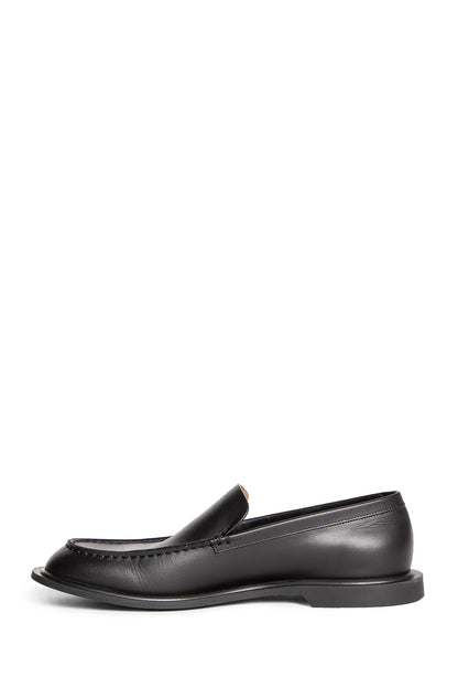 THE ROW WOMAN BLACK FLATS