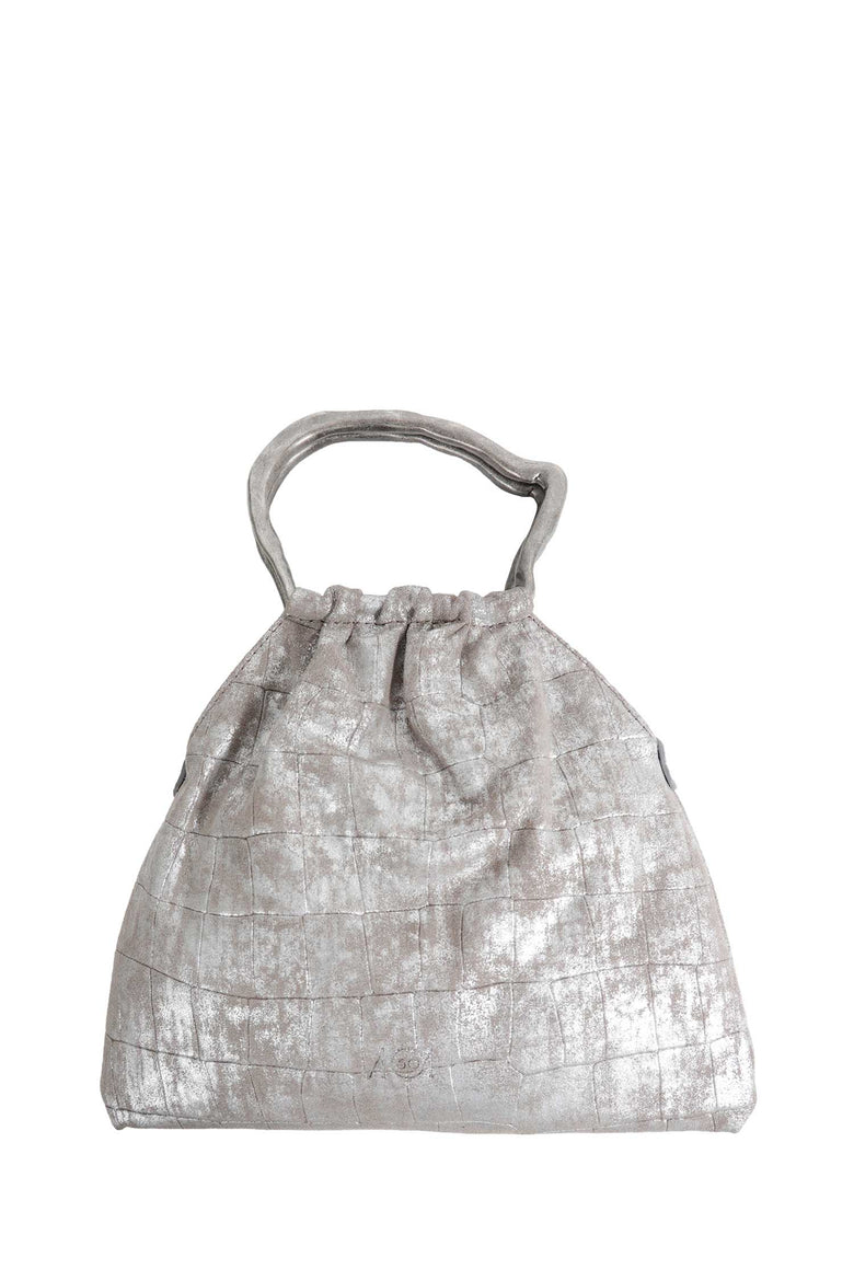 A504 Delia Pouch S woman