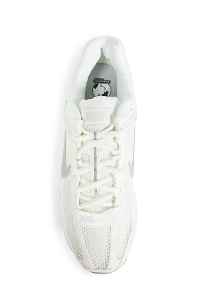 NIKE UNISEX WHITE SNEAKERS