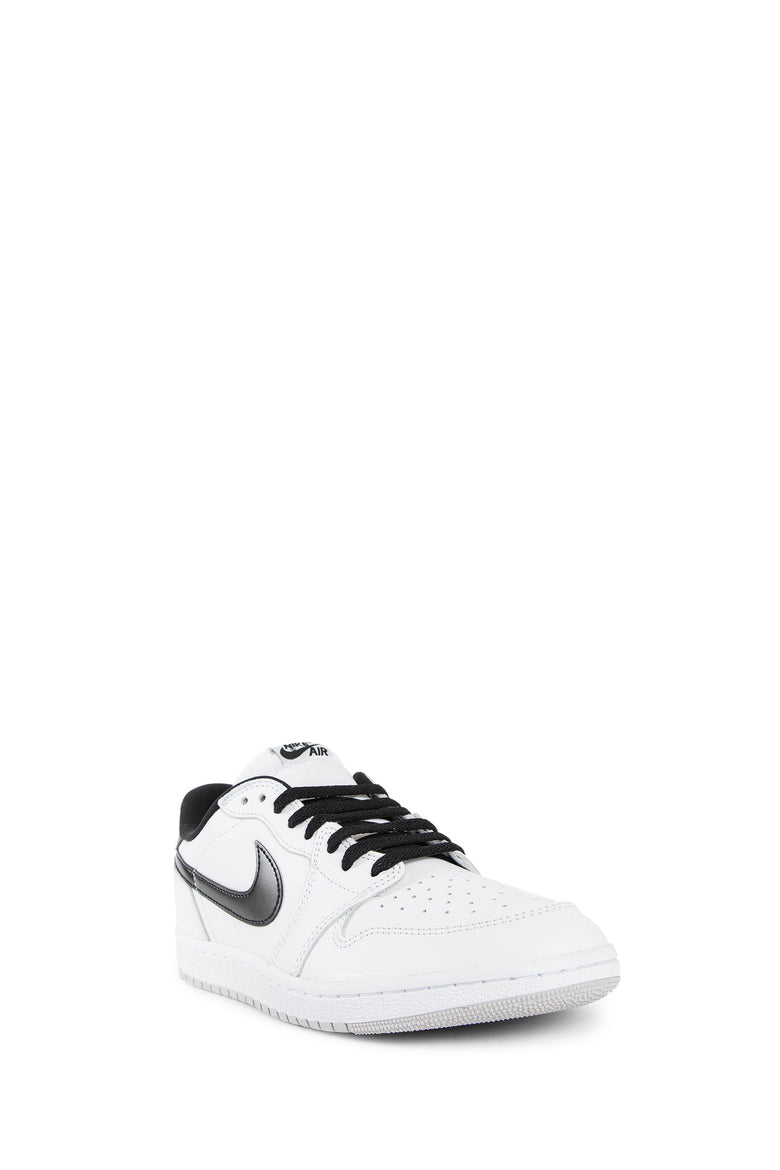 NIKE UNISEX WHITE SNEAKERS