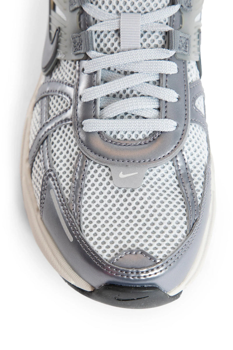 NIKE WOMAN GREY SNEAKERS - Antonioli.eu
