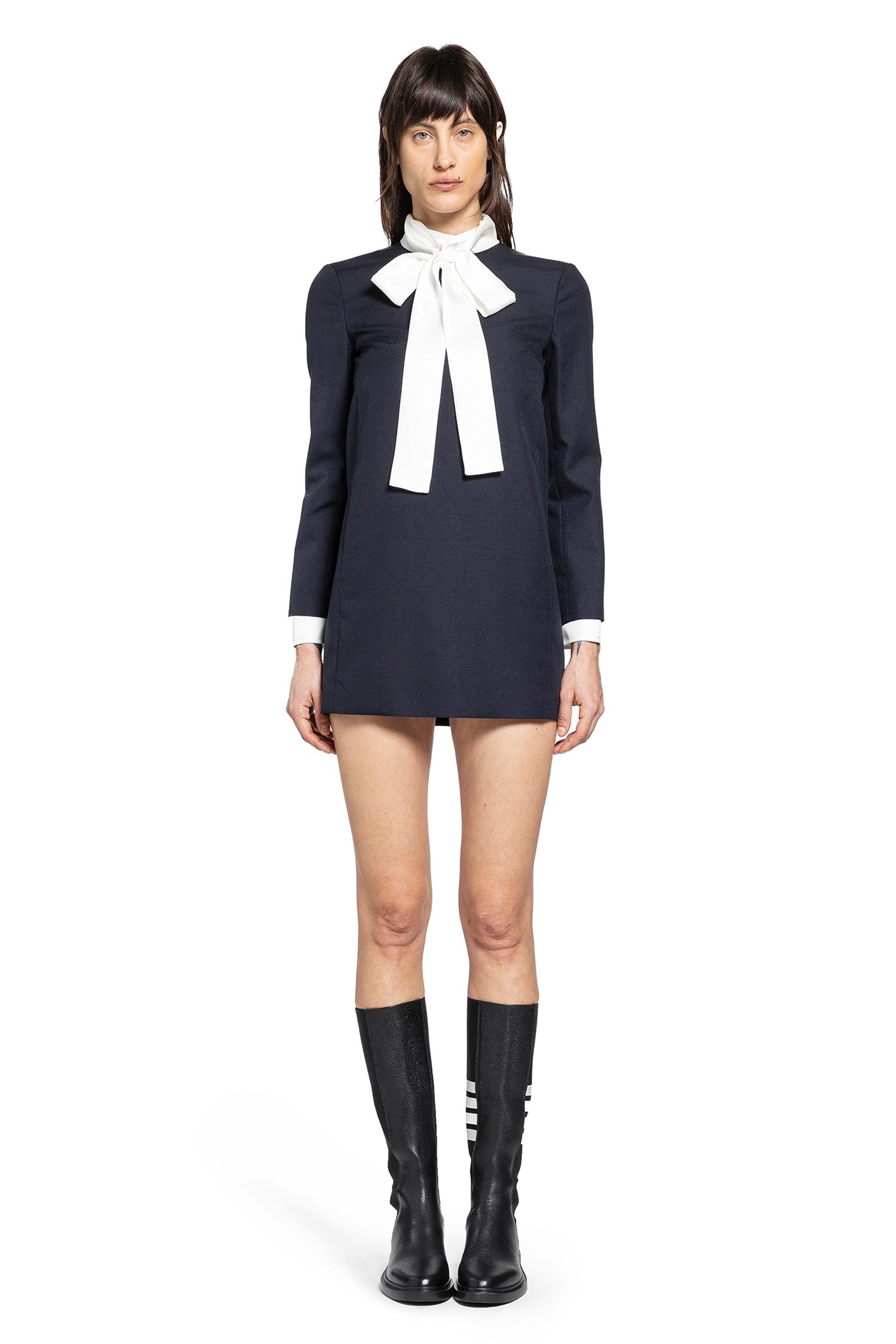 Straight Shift Dress in High-Twist Wool Suiting – Antonioli.eu Straight Shift Dress in High-Twist Wool Suiting – Antonioli.eu