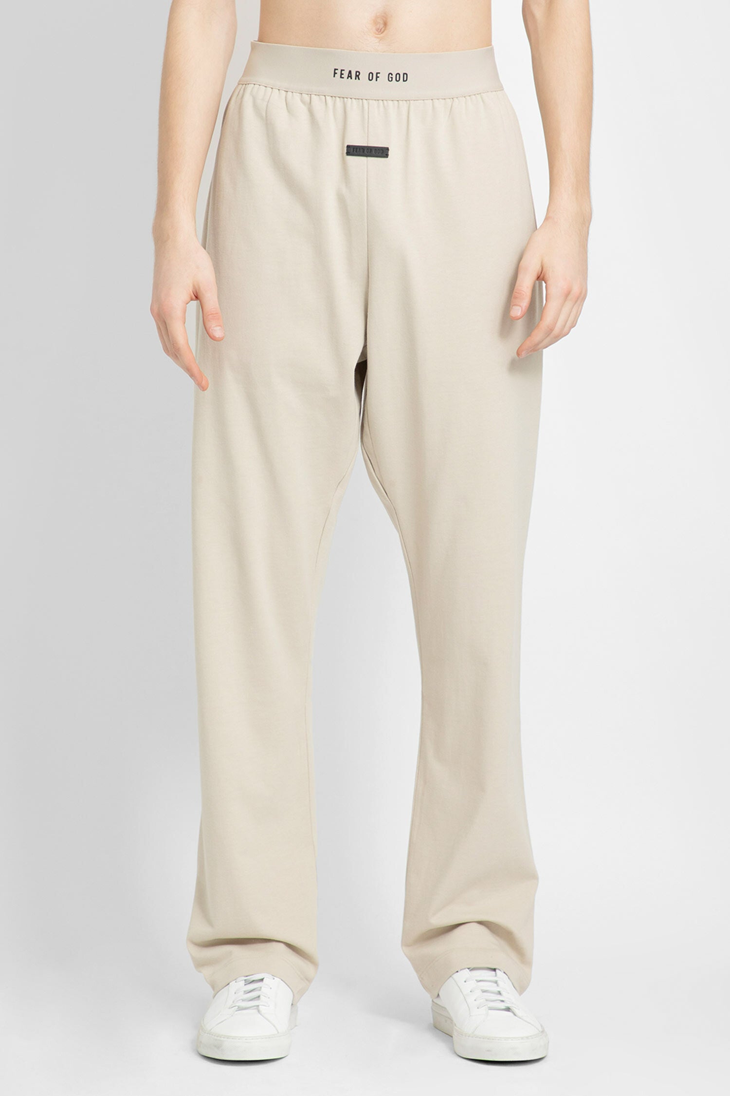 Fear of God Essentials Relaxed Trouser in Silver Cloud – Oneness Boutique