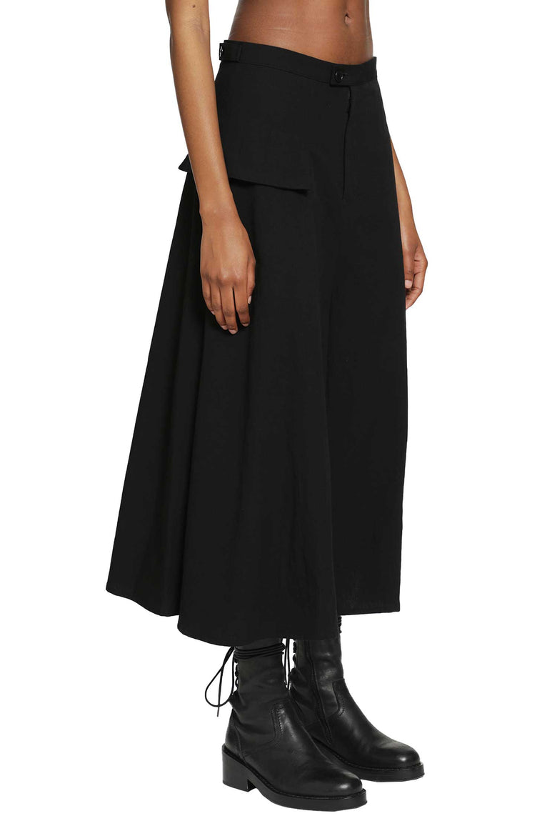 
              YOHJI YAMAMOTO Flare Pants woman
            