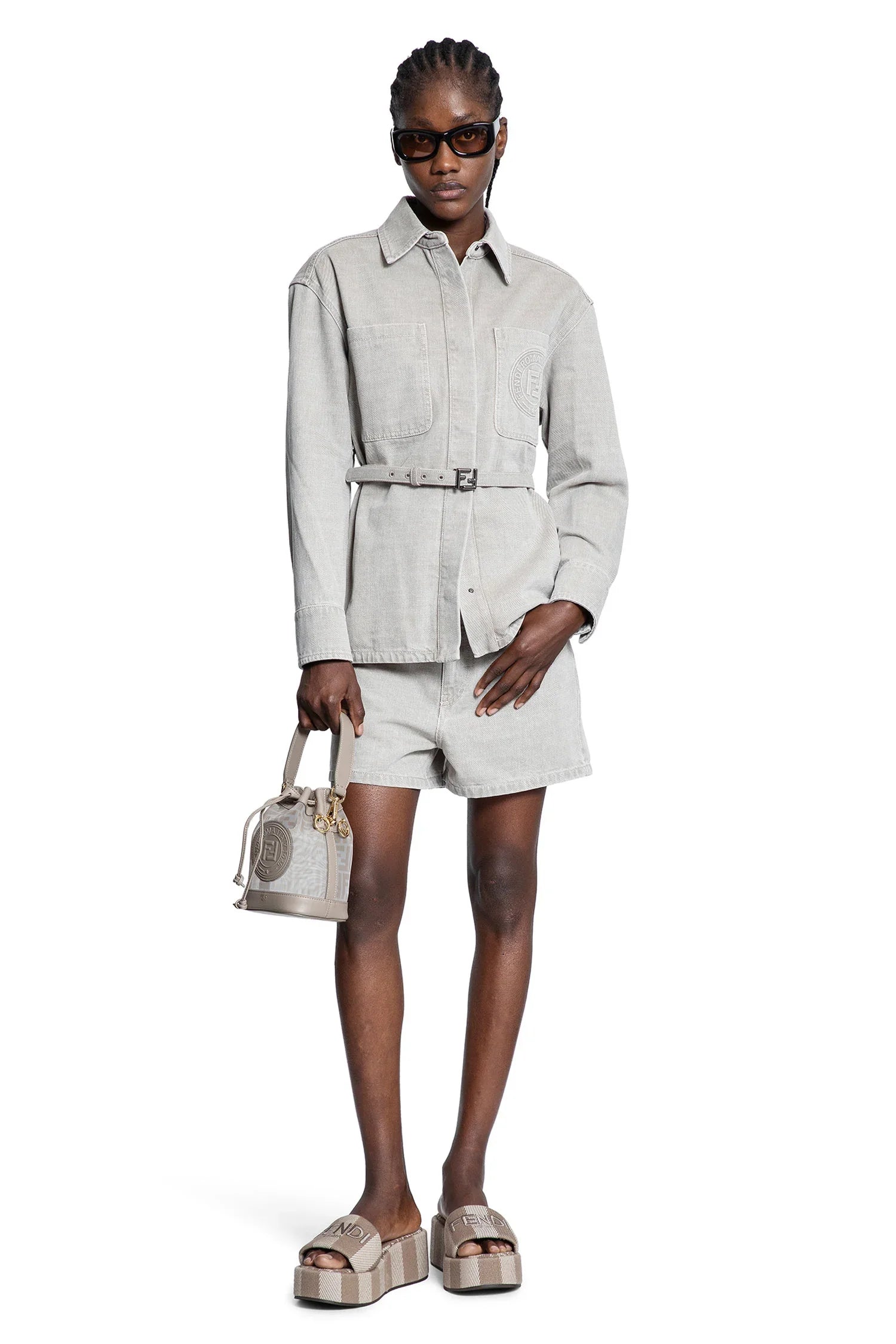 FENDI WOMAN BEIGE SHORTS - Antonioli.eu