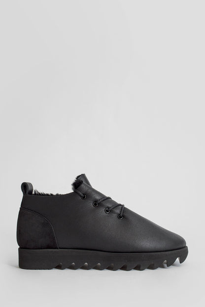 HENDER SCHEME MAN BLACK LACE-UPS