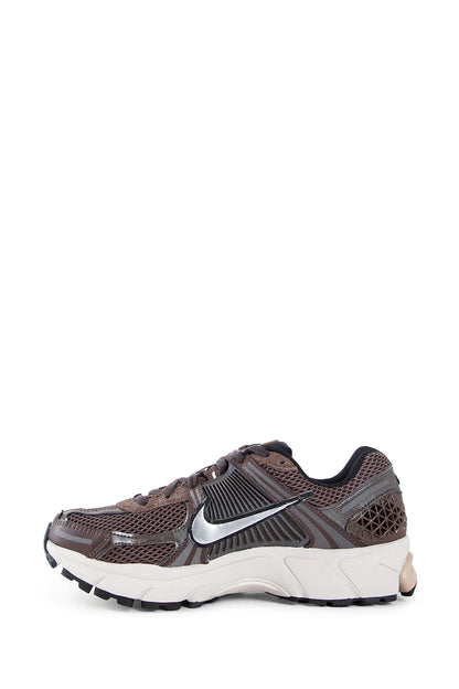 NIKE UNISEX BROWN SNEAKERS