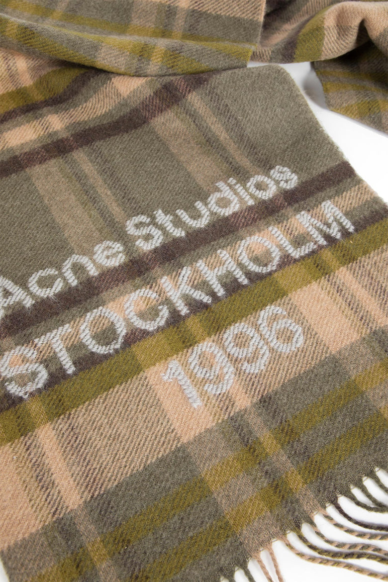 Check Logo Scarf