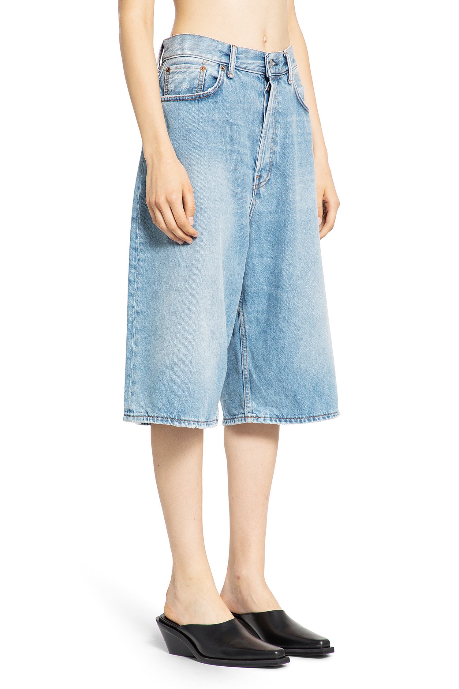 ACNE STUDIOS WOMAN BLUE SHORTS