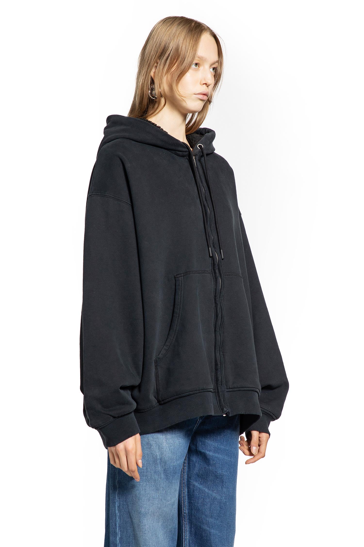ACNE STUDIOS WOMAN BLACK SWEATSHIRTS