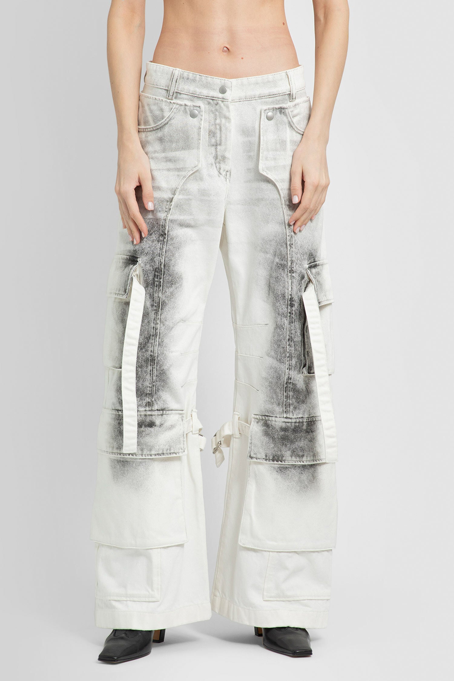 ACNE STUDIOS WOMAN WHITE TROUSERS