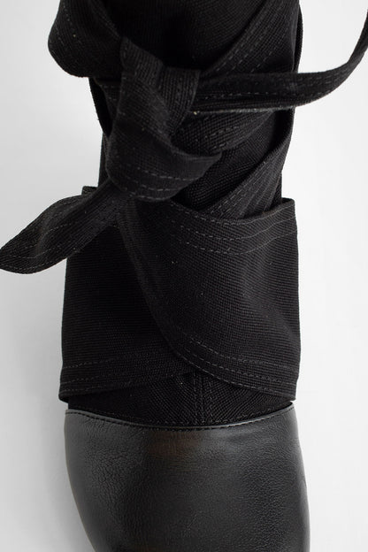 LEMAIRE WOMAN BLACK BOOTS