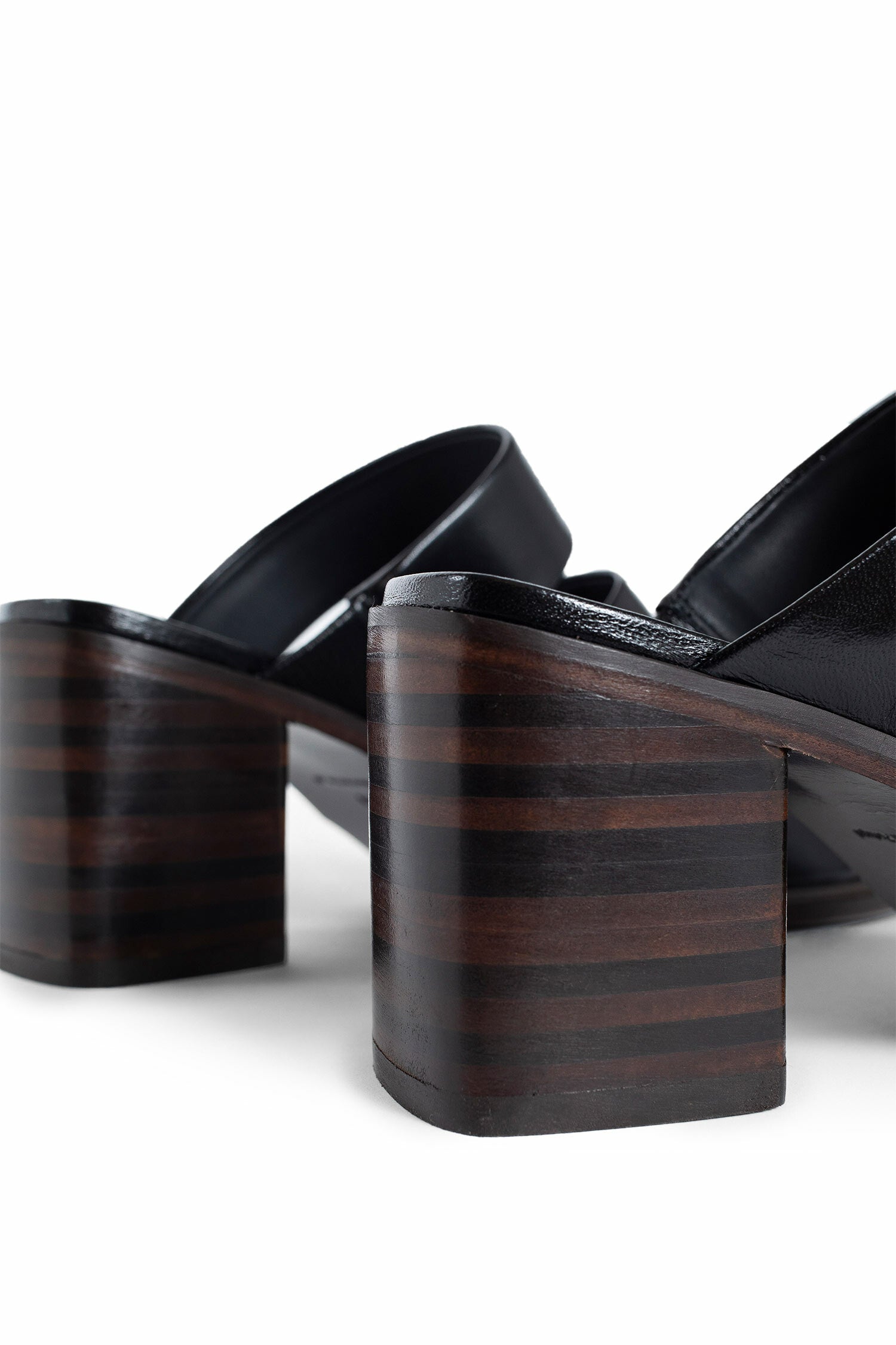 LEMAIRE WOMAN BLACK MULES