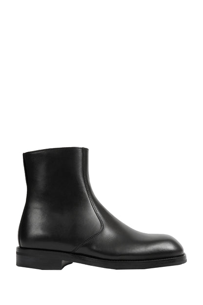 Zipped Boots