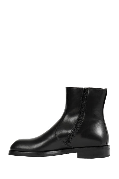 Zipped Boots