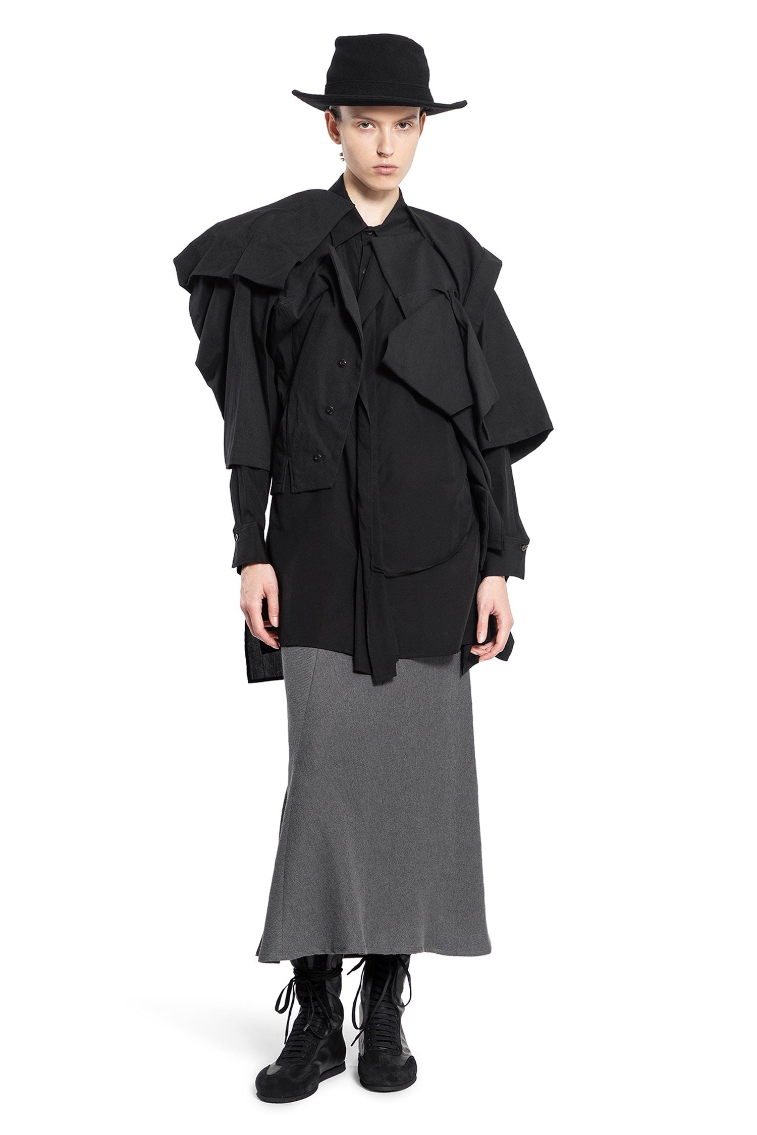 YOHJI YAMAMOTO WOMAN BLACK SHIRTS