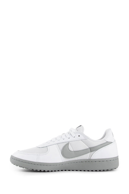 NIKE UNISEX WHITE SNEAKERS