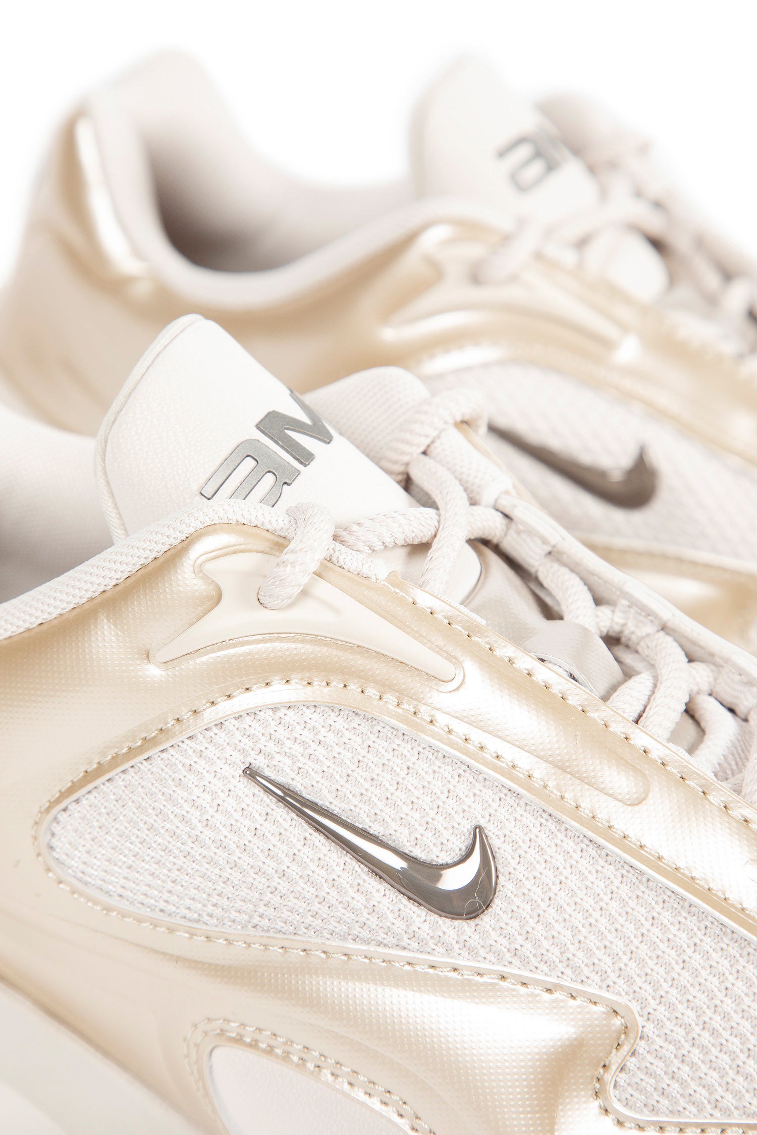 Max Muse Sneakers