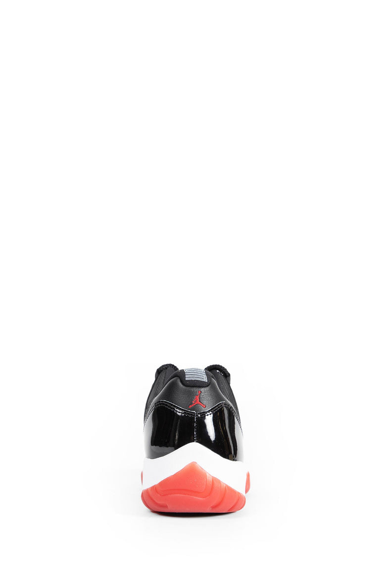 NIKE WOMAN  SNEAKERS