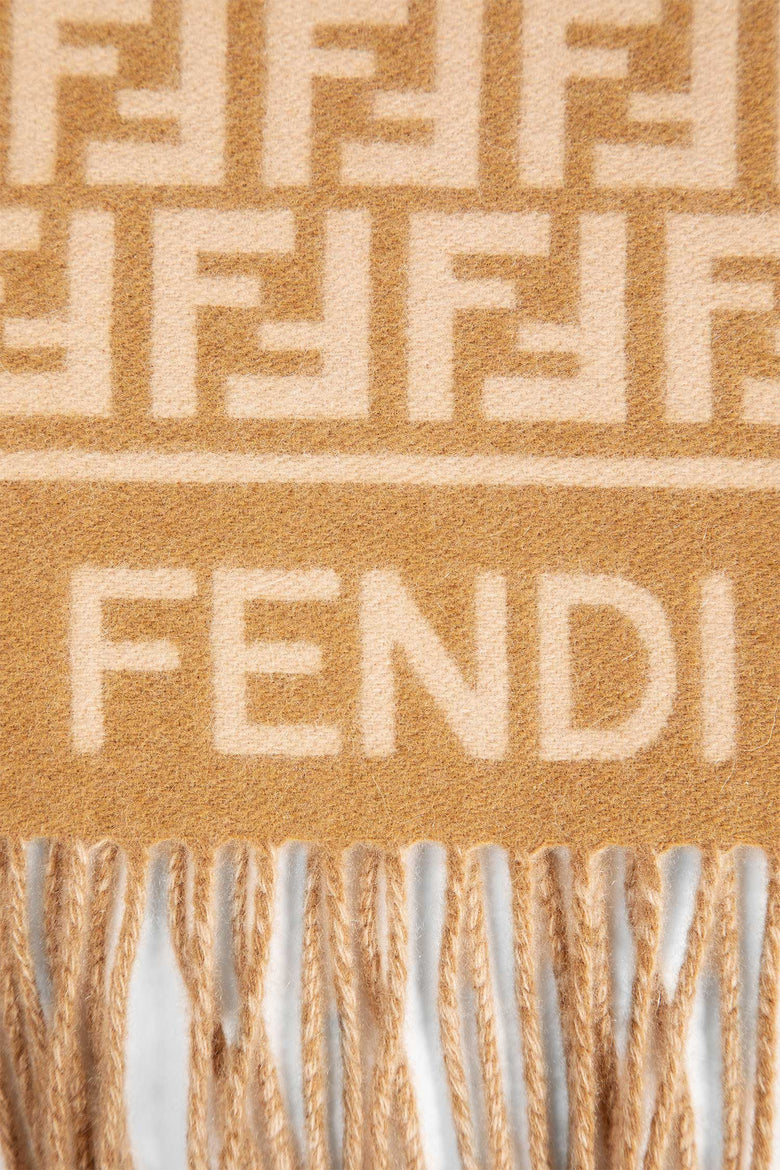 FENDI WOMAN BEIGE SCARVES