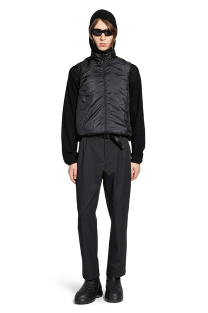 One Tuck Tapered Stretch Pants