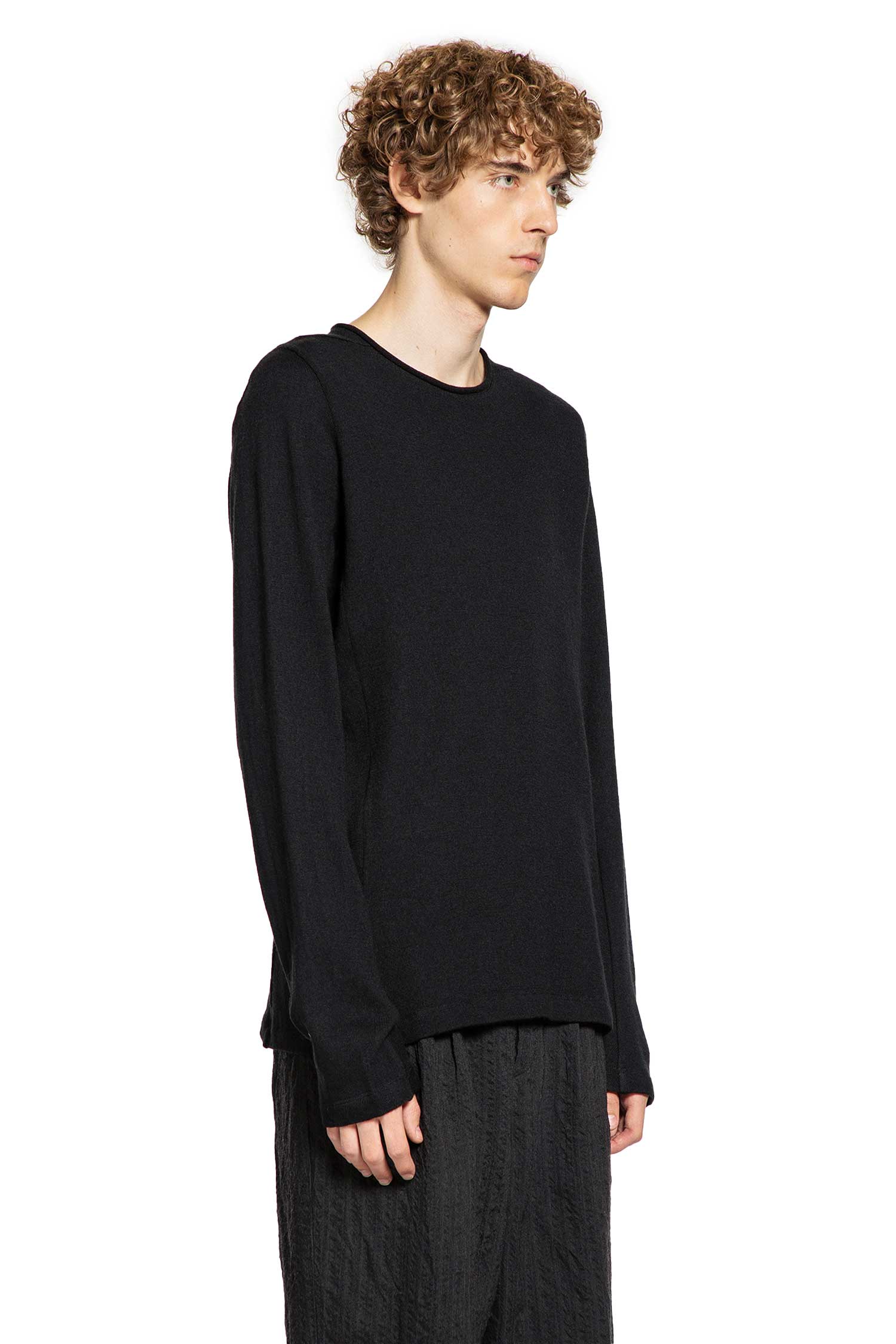 FORME D'EXPRESSION MAN BLACK KNITWEAR