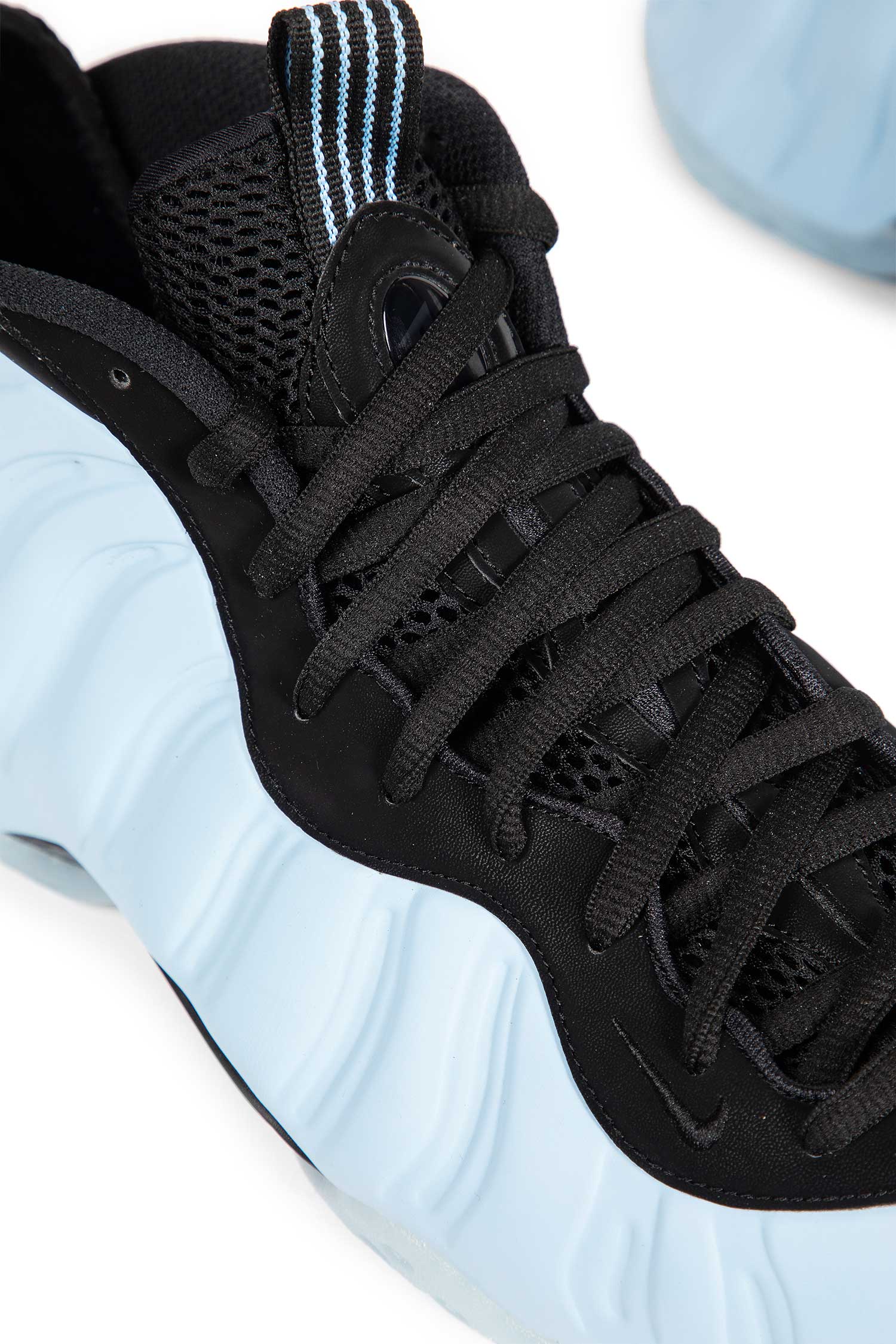 Air Foamposite Sneakers