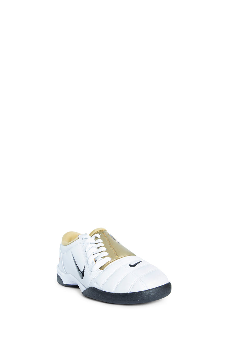 NIKE UNISEX WHITE SNEAKERS