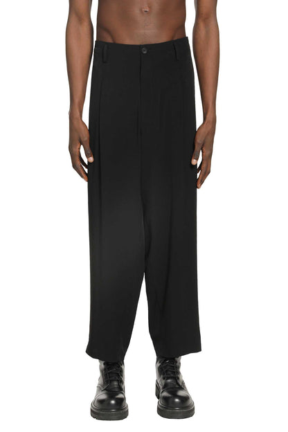 Out Tuck Trousers