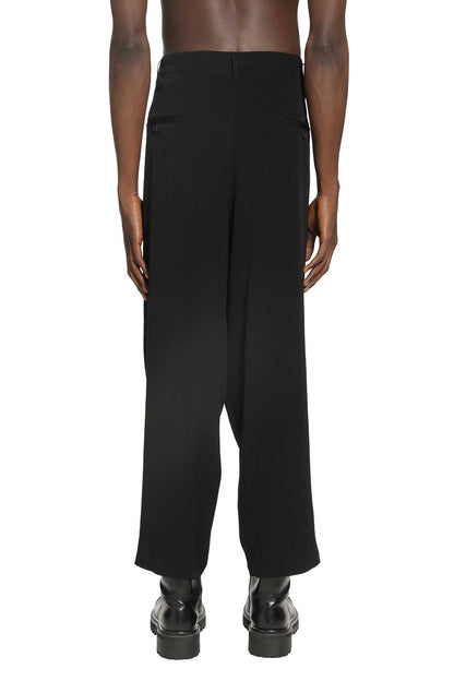 Out Tuck Trousers