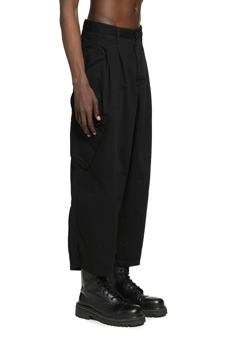 
              YOHJI YAMAMOTO 12 Tuck Work Pamts man
            